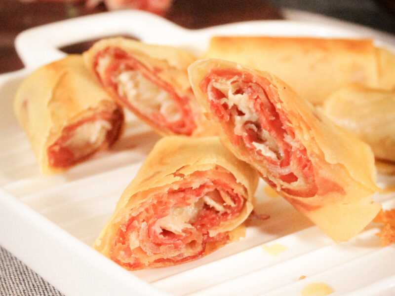 Rollos de Pasta Filo Rellenos de Jamón Serrano y Brie