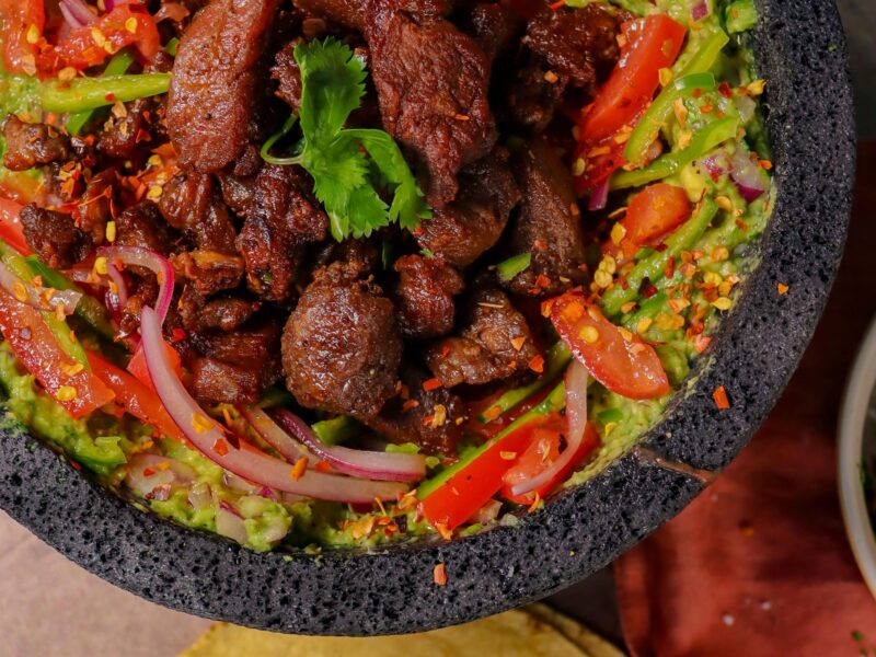 Molcajete de Chicharrón de Rib Eye